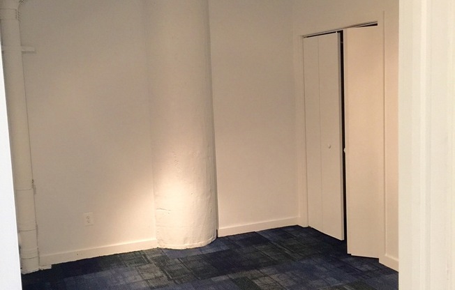 3 beds, 2 baths, 1,900 sqft, $2,795, Unit 511