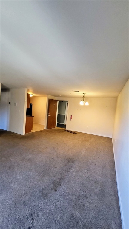 2 beds, 1 bath, 972 sqft, $2,200, Unit 303