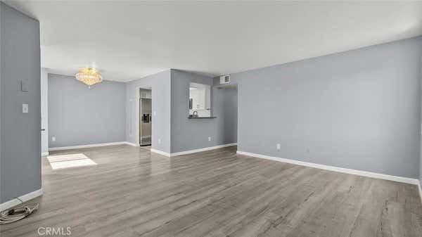 2 beds, 2 baths, 1,000 sqft, $2,850, Unit 9