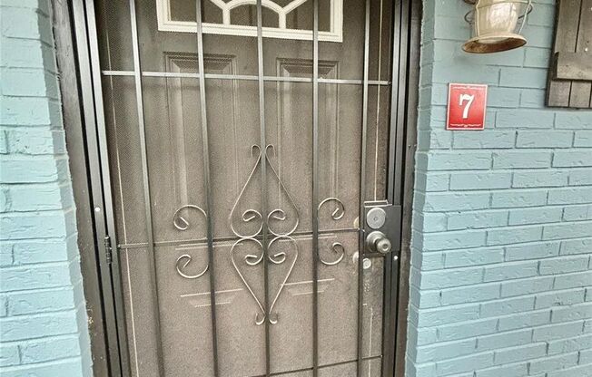 Lakeside Bungalows 1