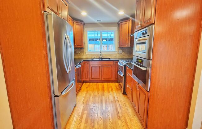 4 beds, 3 baths, $4,500