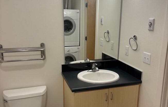 2 beds, 1 bath, 574 sqft, $1,795, Unit 305