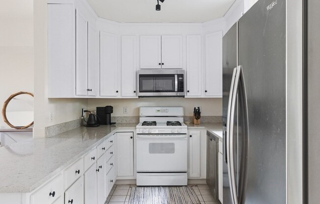 122 E SQUANTUM