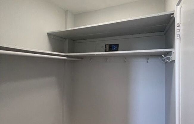 Studio, 1 bath, 300 sqft, $1,575, Unit 503