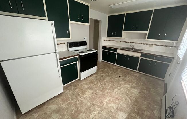 2 beds, 1 bath, 700 sqft, $1,345, Unit 2516