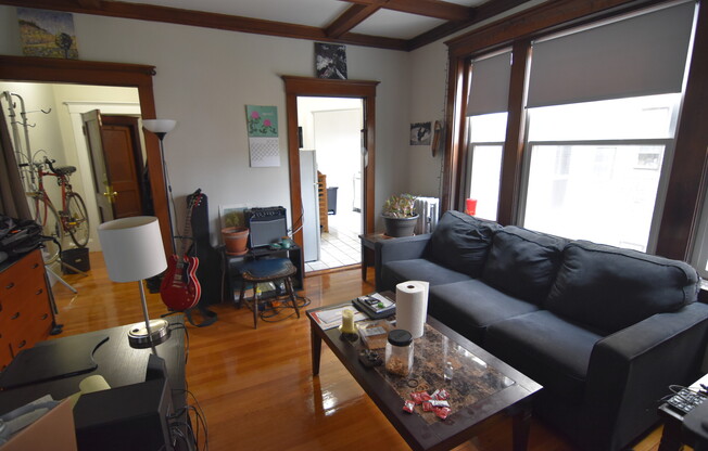 1376 COMMONWEALTH AVE
