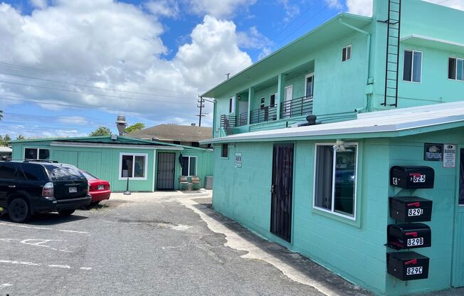 825 &amp; 829 Lehua Ave