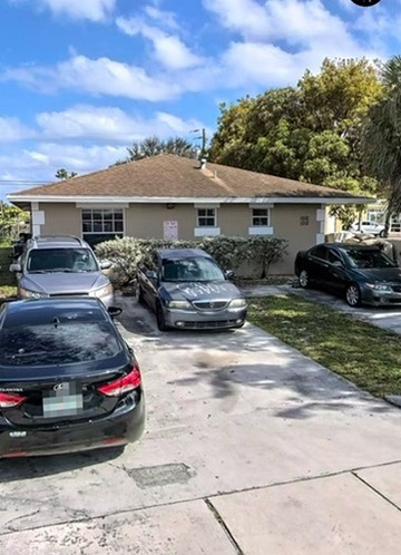 1010 NW 3 AVE