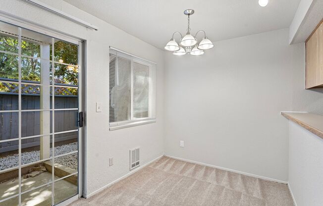 1 bed, 1 bath, 600 sqft, $1,800, Unit B205