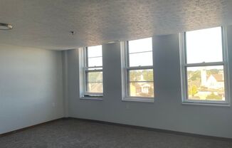 1 bed, 1 bath, $895, Unit 802