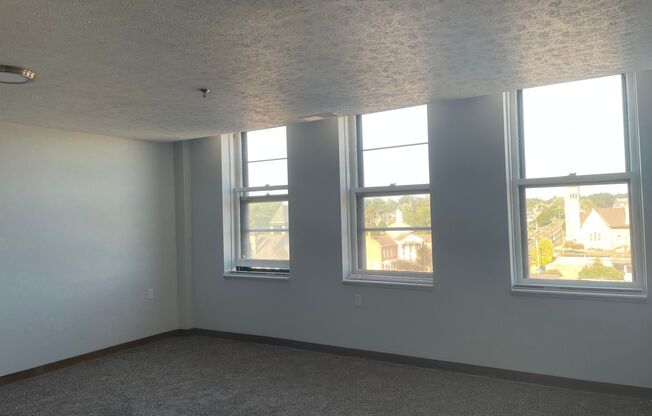 1 bed, 1 bath, 600 sqft, $895, Unit 802