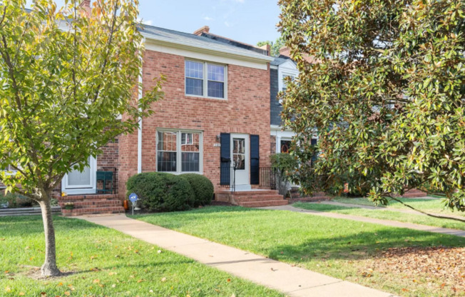 Townhome in the West End