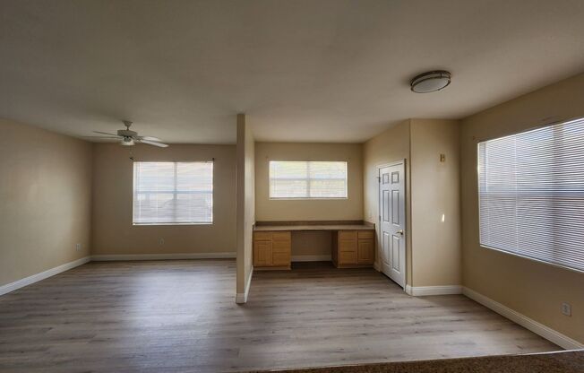 2 beds, 2 baths, $1,400, Unit Unit #1009