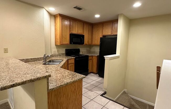 2 beds, 2 baths, $1,450