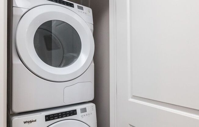 1 bed, 1 bath, 642 sqft, $3,100, Unit 3833-302