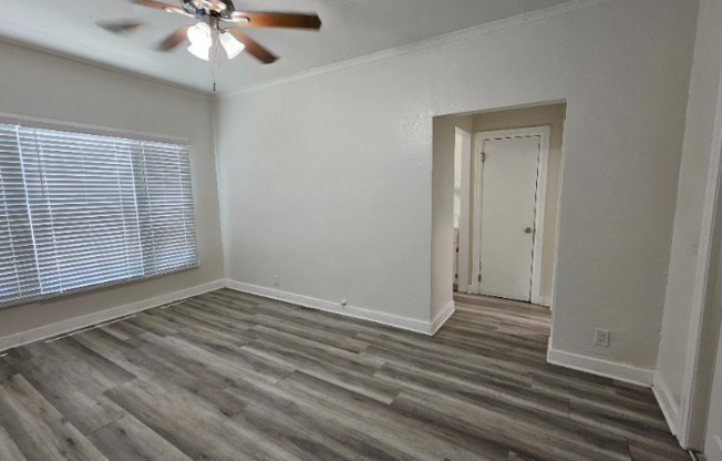 1185 E Vernon Ave Los