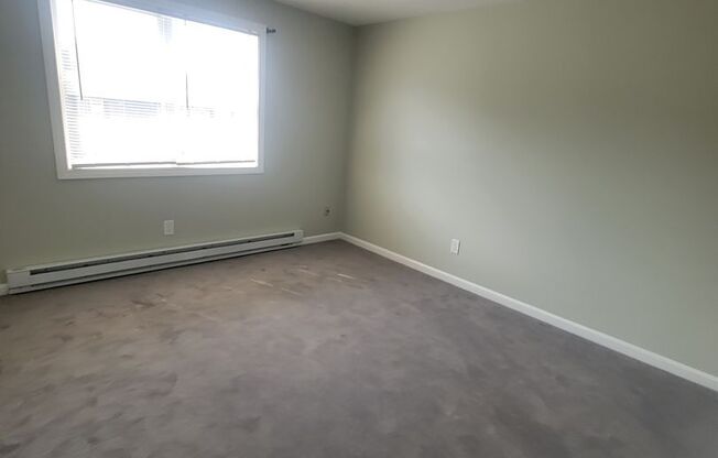 2 beds, 1.5 baths, 765 sqft, $1,450, Unit 105-C