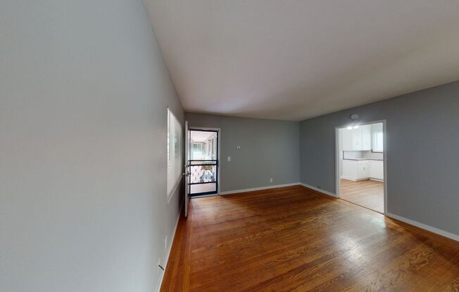 321 W Estudillo Avenue