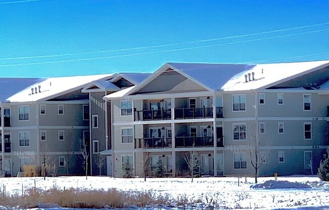 2 beds, 2 baths, $2,195, Unit #306