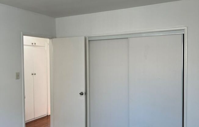 1 bed, 1 bath, $1,950, Unit 12