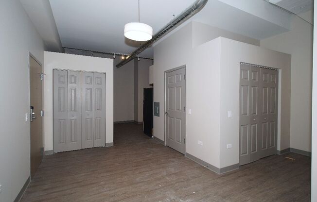 1 bed, 1 bath, 572 sqft, $1,719, Unit 534