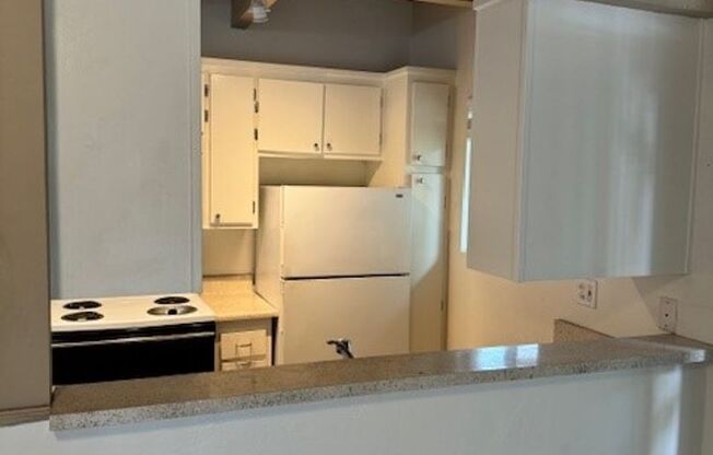 1 bed, 1 bath, 600 sqft, $2,650, Unit 05