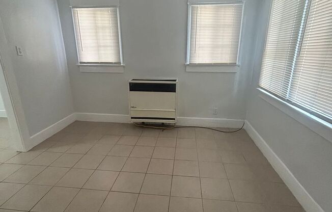 1 bed, 1 bath, $500, Unit 1479