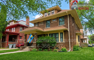 3002 N FREDERICK AVE