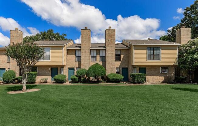 16505 Tiffany Ct