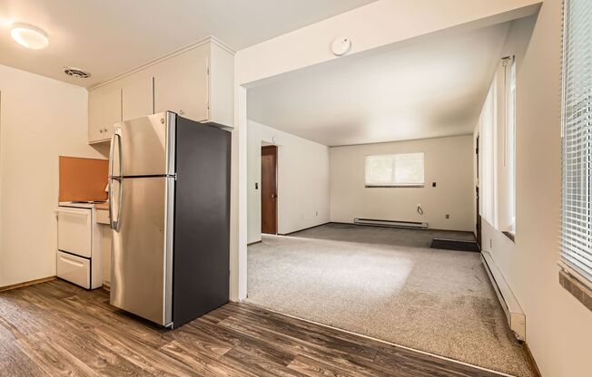 8257 Corliss