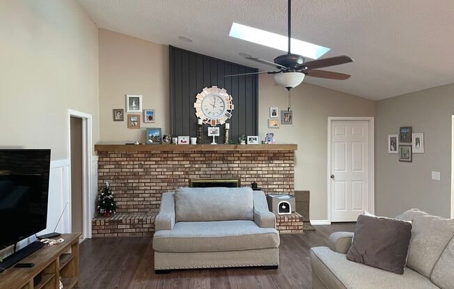 Desirable Bloomingdale Pool Home