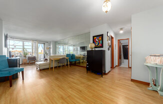 2 beds, 1 bath, $3,450, Unit 8T
