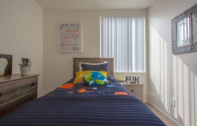 Pet-Friendly Apartments In Tucson, AZ – Midtown on Seneca - Photo of Bedroom