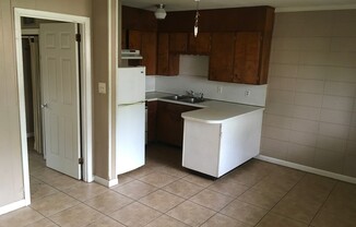 1 bed, 1 bath, 468 sqft, $850, Unit 4