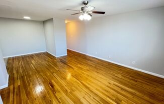 2 beds, 1.5 baths, 947 sqft, $835, Unit MA E216