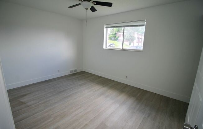 1 bed, 1 bath, 550 sqft, $740, Unit 833 - C