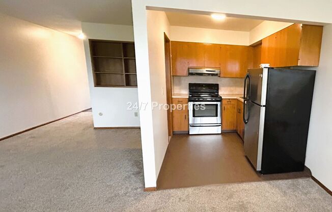 1 bed, 1 bath, $1,195, Unit 08