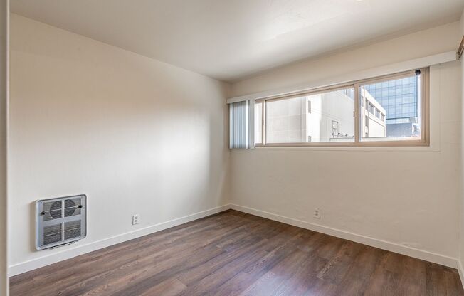 1 bed, 1 bath, 394 sqft, $1,250, Unit 01 - 209