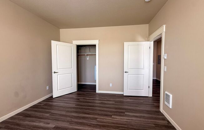 1 bed, 1 bath, 707 sqft, $1,550, Unit 406