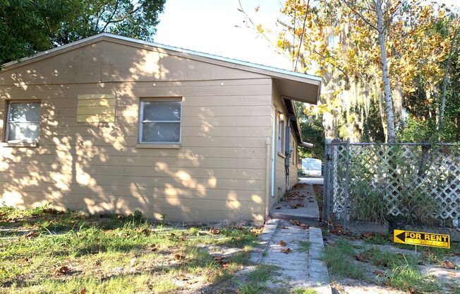 4bed/2bath Single Family Home $1250/month