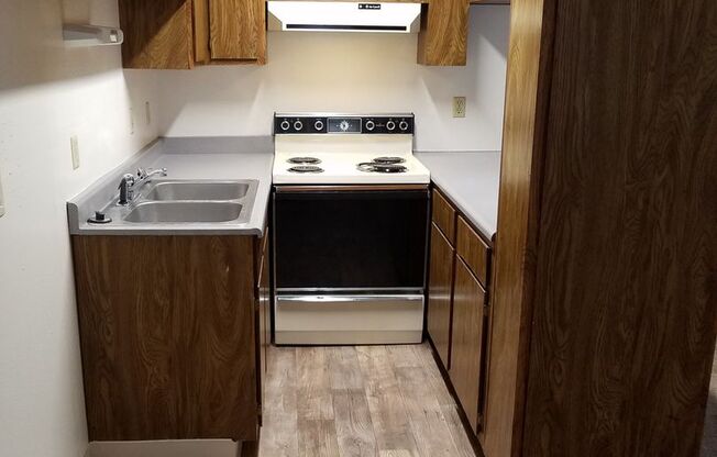 1 bed, 1 bath, 600 sqft, $1,095, Unit Model