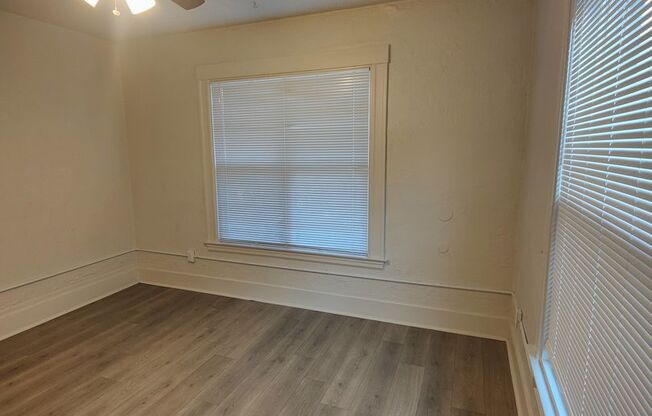 Studio, 1 bath, 306 sqft, $1,295, Unit 100