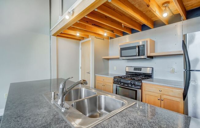 1 bed, 1 bath, 1,295 sqft, $1,787, Unit 3301-413
