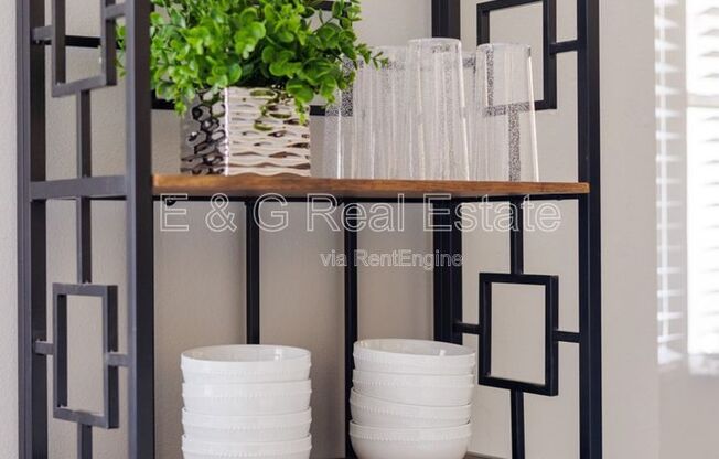 3011 S COUNTRY CLUB WAY