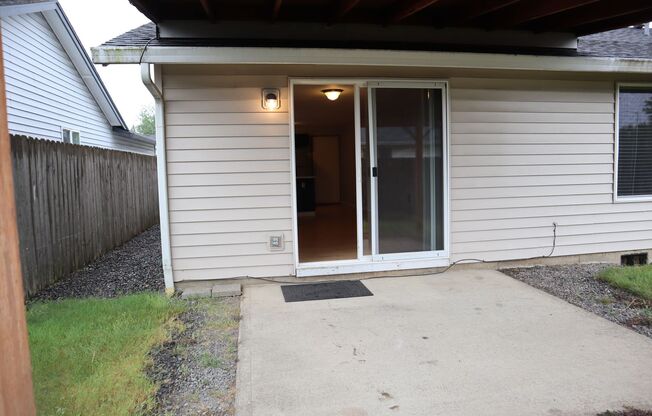 3 beds, 2 baths, $2,350