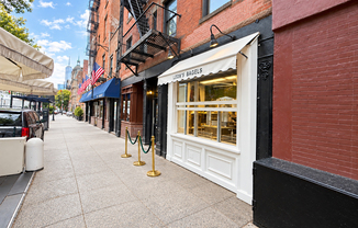 184 Thompson St