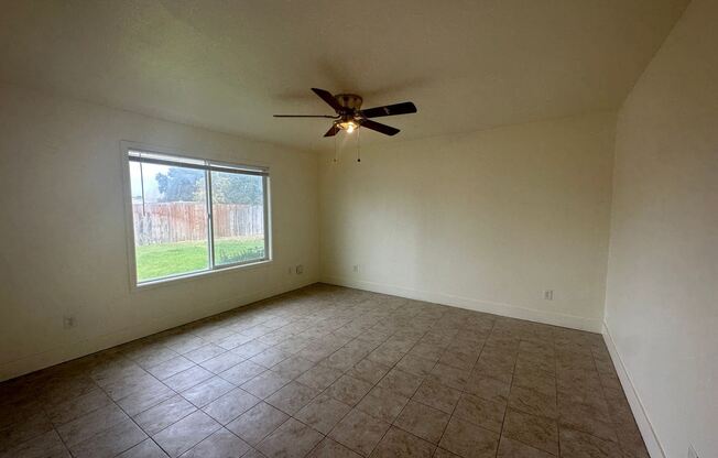 929 Roselawn Ave #A, Modesto