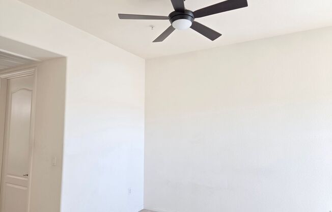 Guard Gated Manhattan 3rd floor