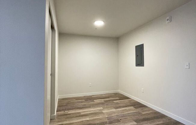 Studio, 1 bath, 356 sqft, $1,640, Unit 205