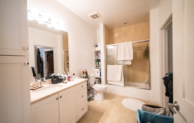 1 bed, 1 bath, 759 sqft, $3,600, Unit 310